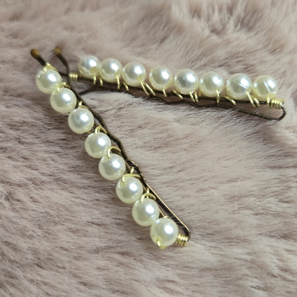 Studs and Barrett set - Picture 2 of 6